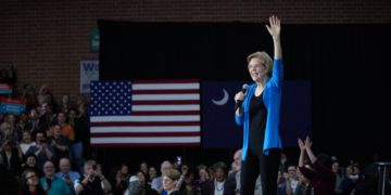 Major Presidential Candidate Elizabeth Warren Calls For DC Statehood